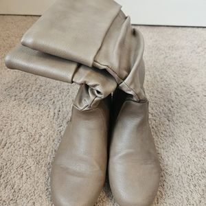 Tan Slouchy Flat Boots, 7.5